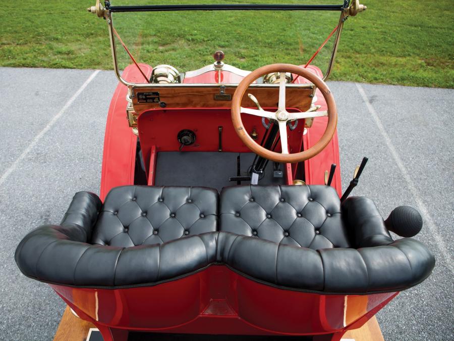 Интерьер Maxwell Model Q Runabout 1910 года  (фото 3 из 6)